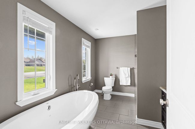 5567 Lombardy Dr, House other with 4 bedrooms, 3 bathrooms and 10 parking in Osgoode ON | Image 22