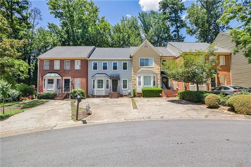 497 Salem Woods Dr Se, Marietta, GA, 30067-7194 | Card Image
