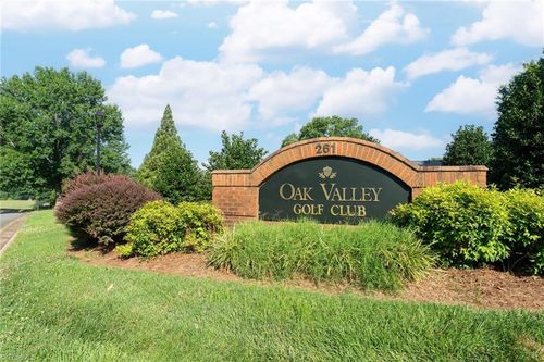 000 Seay Dr, Advance, NC, 27006 | Card Image