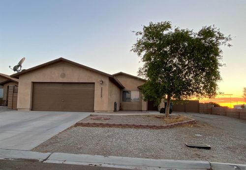 10310 S Typhoon Ave, Yuma, AZ, 85365-5700 | Card Image