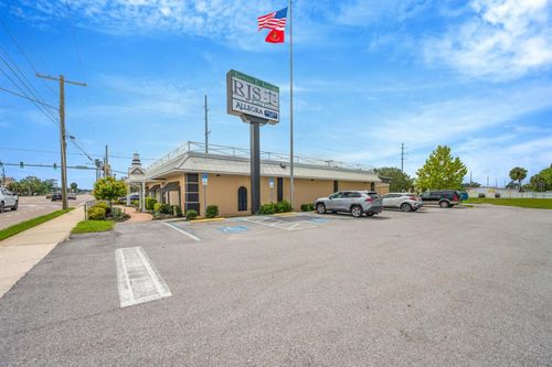 3-306 N Us Highway 41, RUSKIN, FL, 33570-3763 | Card Image