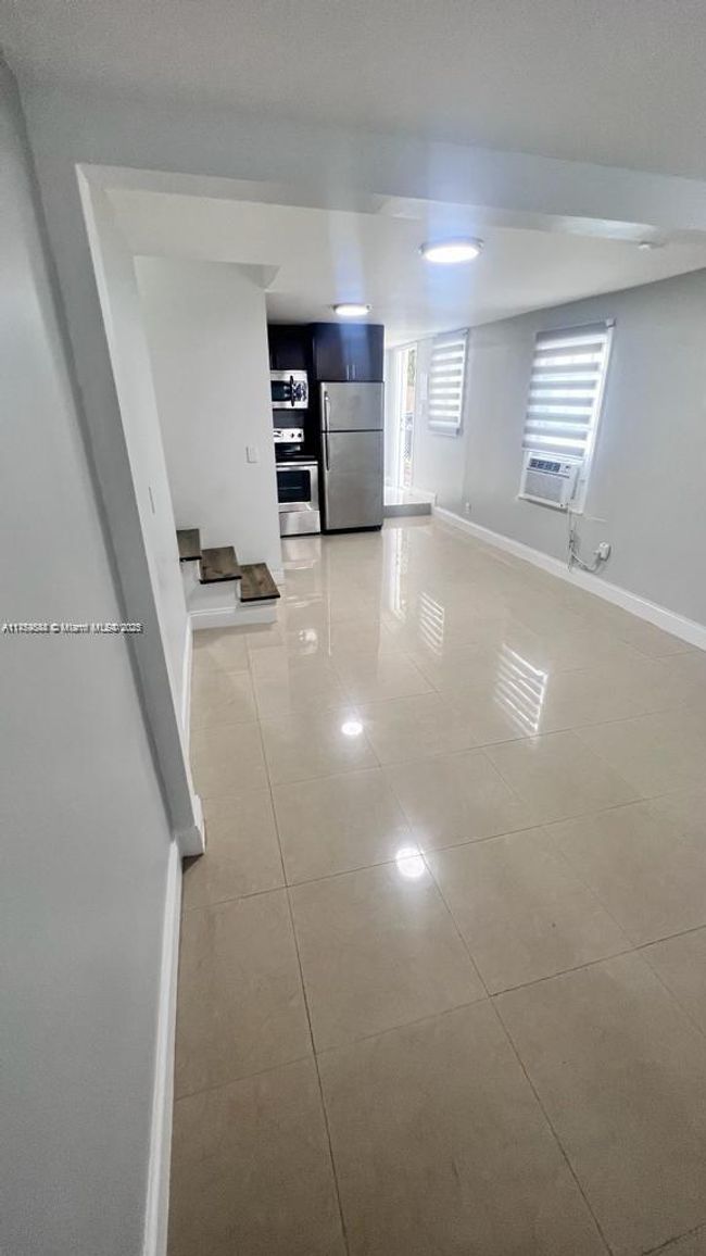 1 - 505 Sw 5 Th Ave, Home with 2 bedrooms, 2 bathrooms and null parking in Fort Lauderdale FL | Image 6