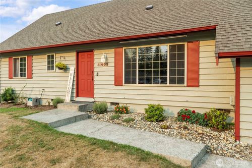 11603 212th Avenue E, Bonney Lake, WA, 98391 | Card Image
