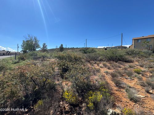 19669 E Juniper Dr, Mayer, AZ, 86333-2015 | Card Image