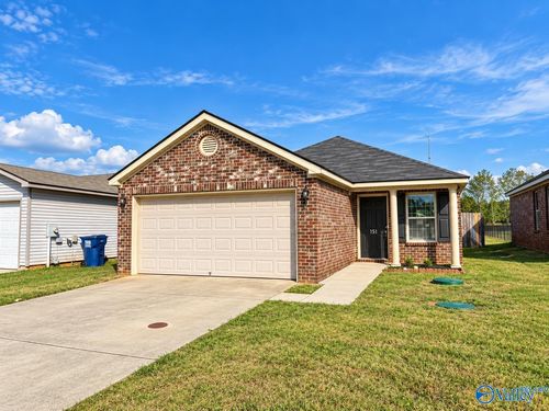 151 Cloverbrook Dr, Harvest, AL, 35749-3211 | Card Image