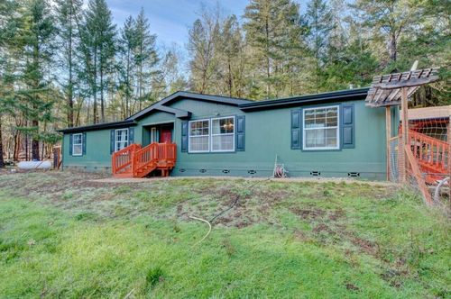 530 Ingalls Ln, Wilderville, OR, 97543-9002 | Card Image