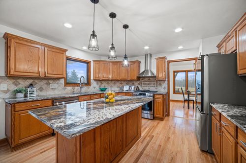 3504 Canada Goose Crossing, Racine, WI, 53403 | Card Image