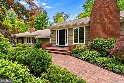 165 Heather Ln, Princeton, NJ, 08540-7607 | Card Image