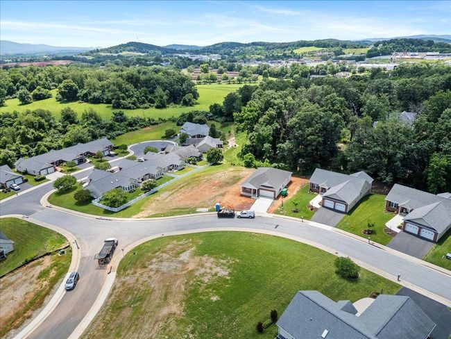 7 Oak View Dr, House other with 3 bedrooms, 2 bathrooms and null parking in STAUNTON VA | Image 48