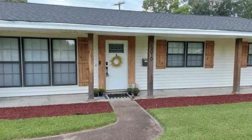5010 Swallow Dr, Beaumont, TX, 77707-2028 | Card Image