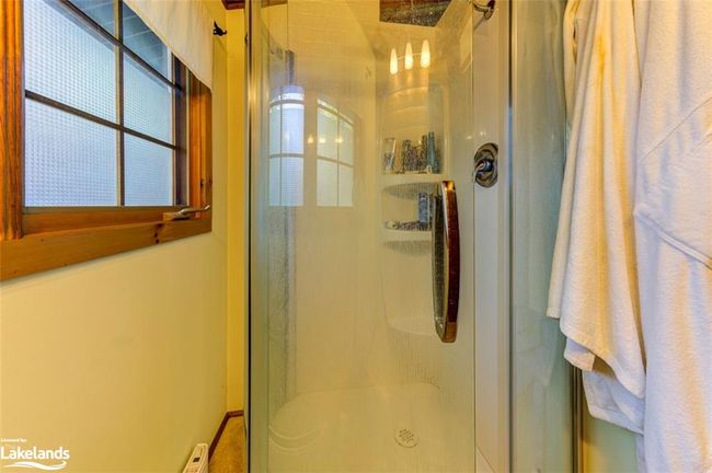 76 29th St N, House other with 2 bedrooms, 1 bathrooms and 10 parking in Wasaga Beach ON | Image 23