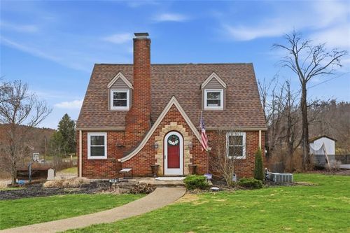 109 Church Ln, Pittsburgh, PA, 15238-1009 | Card Image