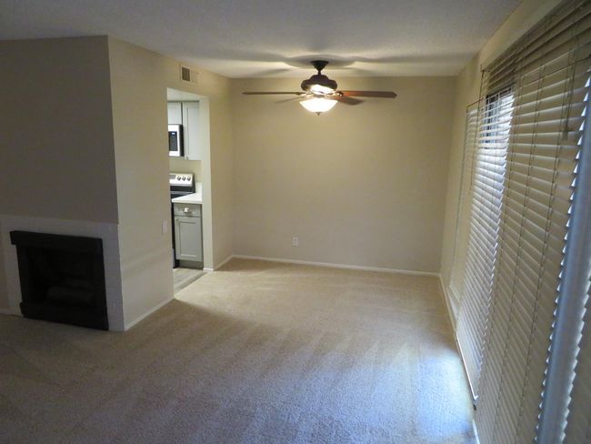 APT-272 - 2426 Larkspur Ln, Condo with 1 bedrooms, 1 bathrooms and null parking in Sacramento CA | Image 8