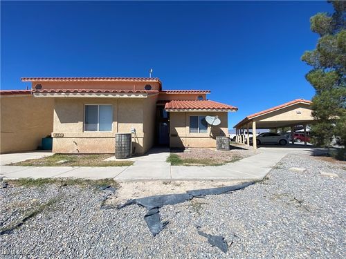 460 Comstock St, Pahrump, NV, 89048-6142 | Card Image