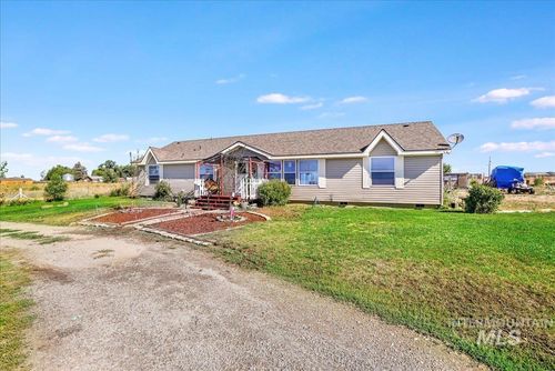 66 E 590 N, Shoshone, ID, 83352-5004 | Card Image