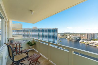 1402 - 3200 Ne 36th St, Home with 2 bedrooms, 2 bathrooms and null parking in Fort Lauderdale FL | Image 2