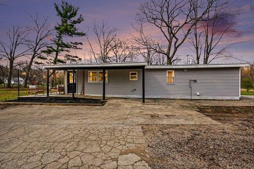 11818 128th Ave, Grand Haven, MI, 49417-8606 | Card Image