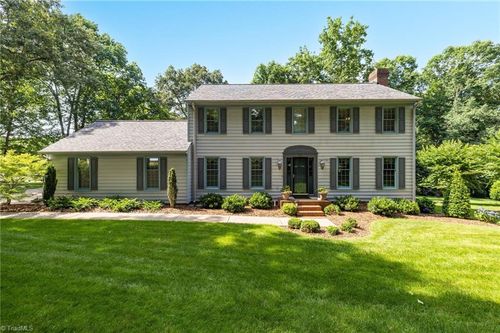 2101 River Chase Dr, Eden, NC, 27288-9463 | Card Image