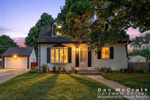 1401 Sibley St, Lowell, MI, 49331-1525 | Card Image