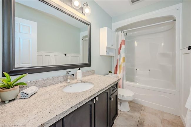 54 Geranium Av, Townhouse with 3 bedrooms, 4 bathrooms and 2 parking in Hannon ON | Image 20