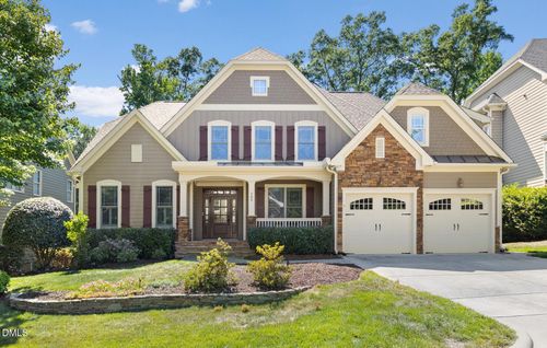 105 Woodland Ridge Ct, Cary, NC, 27519-7405 | Card Image