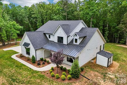 8049 Catawba Cove Dr, Belmont, NC, 28012-7770 | Card Image