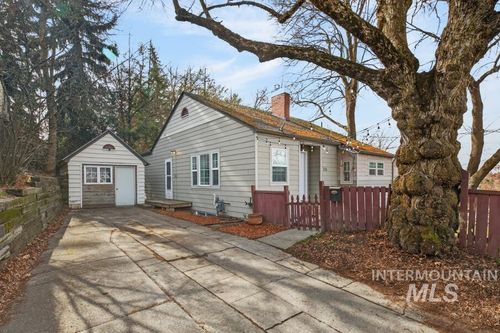 515 E D St, Moscow, ID, 83843-2735 | Card Image