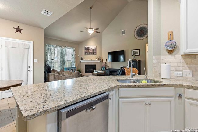 12301 Lattice Cv, House other with 4 bedrooms, 3 bathrooms and null parking in Schertz TX | Image 9