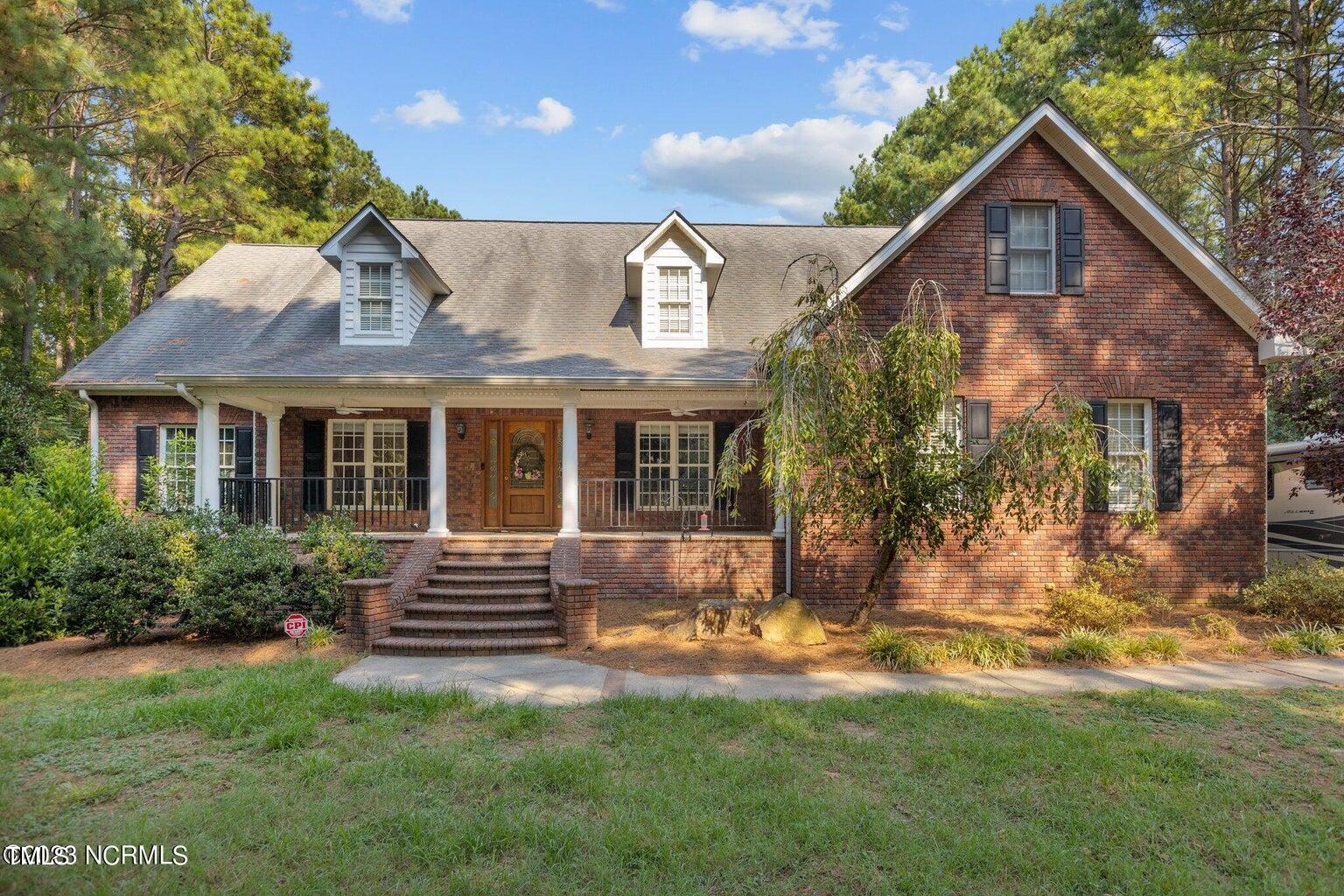 Hibiscus Dr, Clayton, NC 27527
