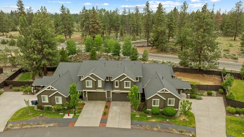 60367 Hedgewood Ln, Bend, OR, 97702-9380 | Card Image