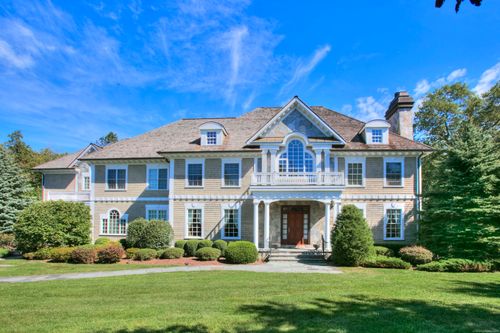 88 Merry Meet Ctr, Fairfield, CT, 06824-7014 | Card Image