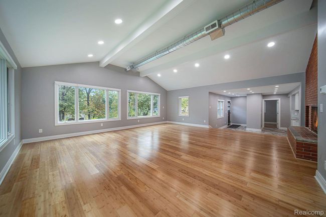 7175 Richardson Rd, House other with 3 bedrooms, 2 bathrooms and null parking in West Bloomfield MI | Image 9