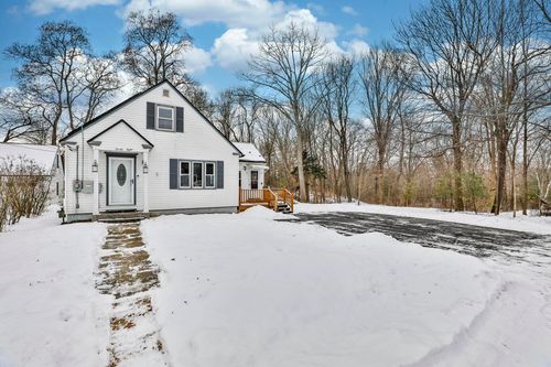 28 Stevens St, Nashua, NH, 03060-4911 | Card Image