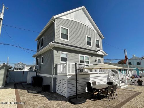 112 Albacore Dr, Seaside Heights, NJ, 08751-1708 | Card Image
