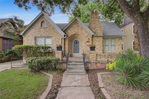 3913 W 4th Street, Fort Worth, TX, 76107 | Card Image