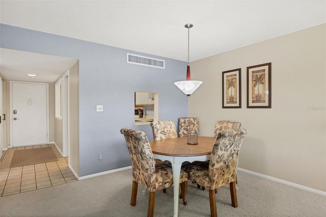 201 - 2100 Benjamin Franklin Dr, Condo with 2 bedrooms, 2 bathrooms and null parking in SARASOTA FL | Image 15