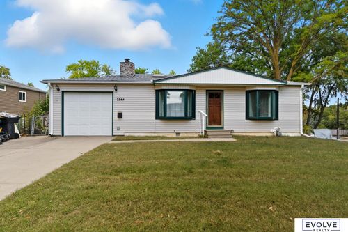 7544 Olive Ave, La Vista, NE, 68128-2536 | Card Image