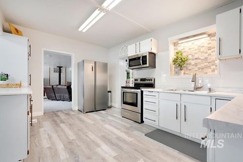 85 W Washington Ave, Cambridge, ID, 83610 | Card Image