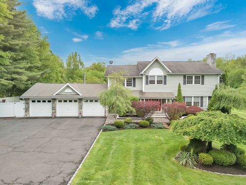 60 Thompson St, Shelton, CT, 06484-5134 | Card Image