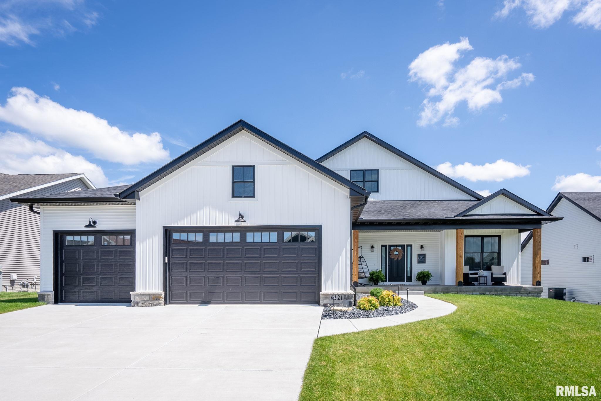Christie Ct, Davenport, IA 52807