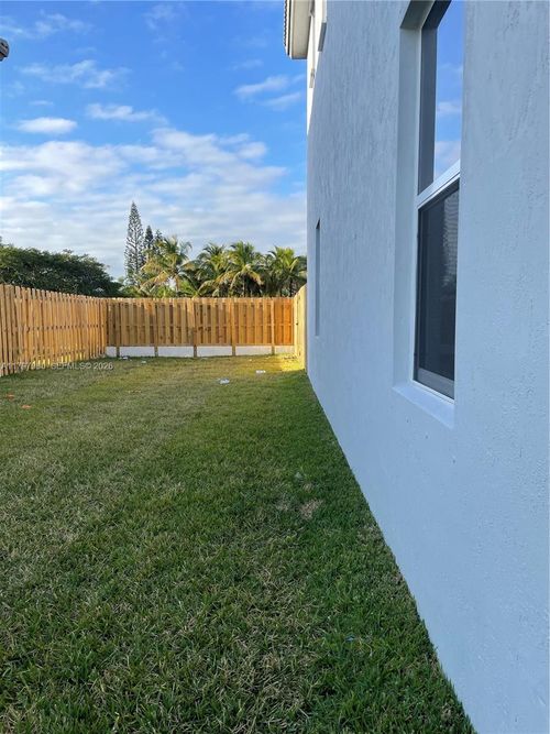 29196 Sw 163rd Ct, Homestead, FL, 33033-4116 | Card Image
