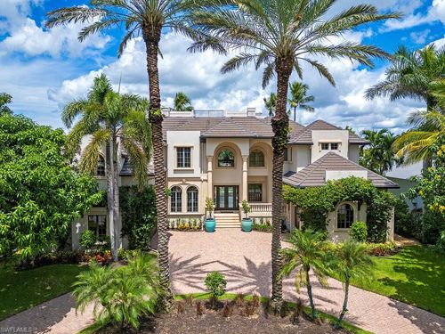 651 21st Ave S, NAPLES, FL, 34102-7609 | Card Image