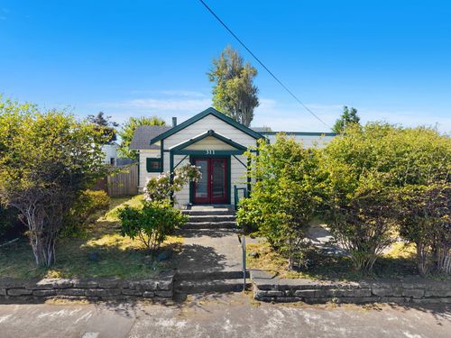 311 W Harris St, Eureka, CA, 95503-4030 | Card Image