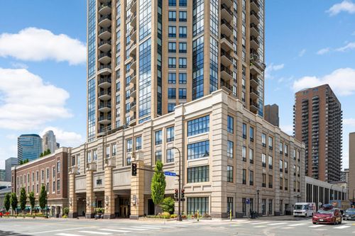 2602-100 3rd Avenue S, Minneapolis, MN, 55401 | Card Image