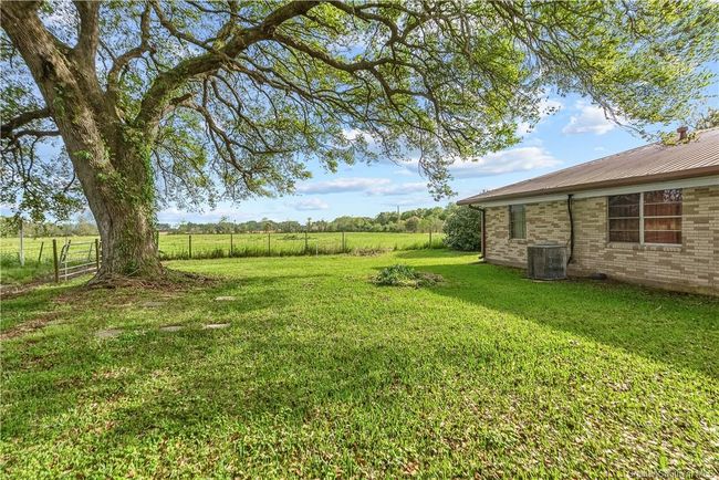 21182 Highway 99, House other with 4 bedrooms, 2 bathrooms and null parking in Welsh LA | Image 22