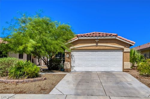 8128 W Gilmore Ave, Las Vegas, NV, 89129-6836 | Card Image