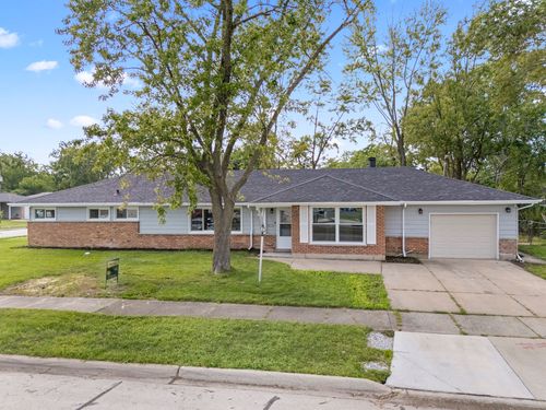 202 Wilson St, Park Forest, IL, 60466-1529 | Card Image