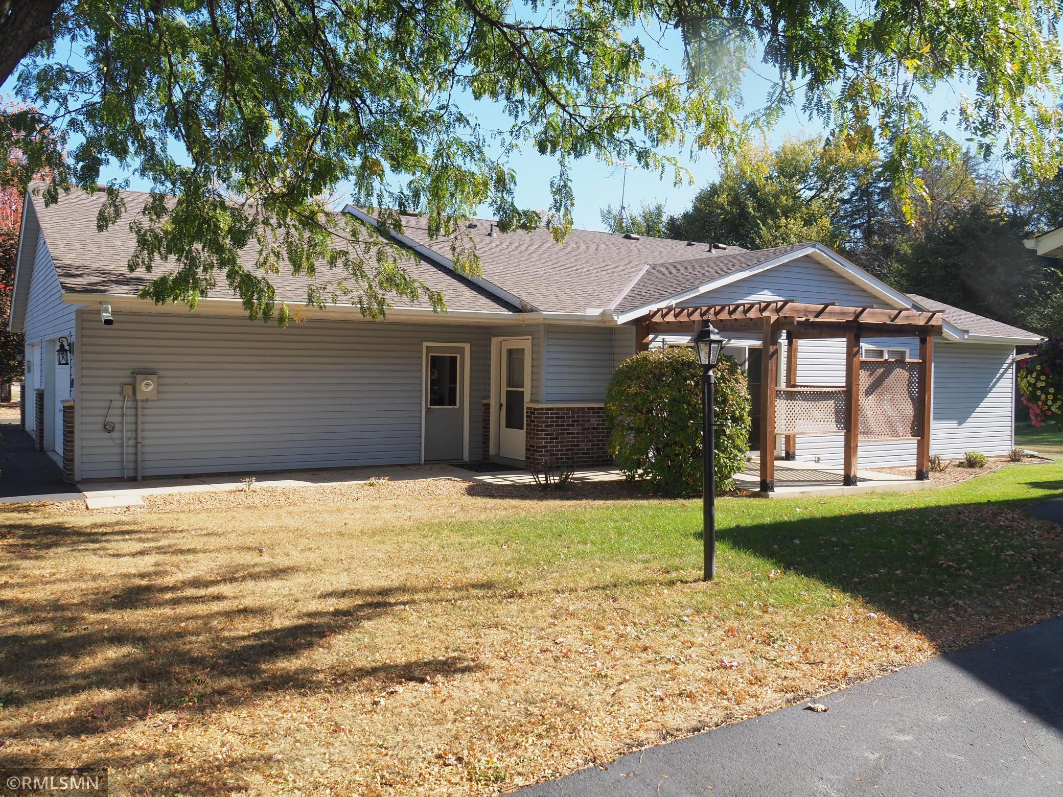 Trail Ct, Cannon Falls, MN 55009
