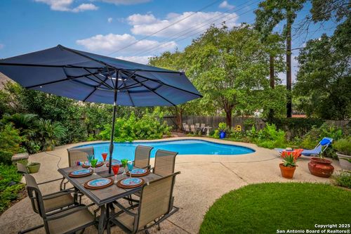 9546 Haviland Ct, San Antonio, TX, 78251-4725 | Card Image