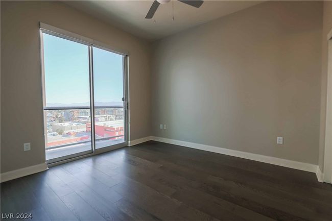 UNIT-1117 - 150 Las Vegas Blvd N, Condo with 3 bedrooms, 3 bathrooms and null parking in Las Vegas NV | Image 14